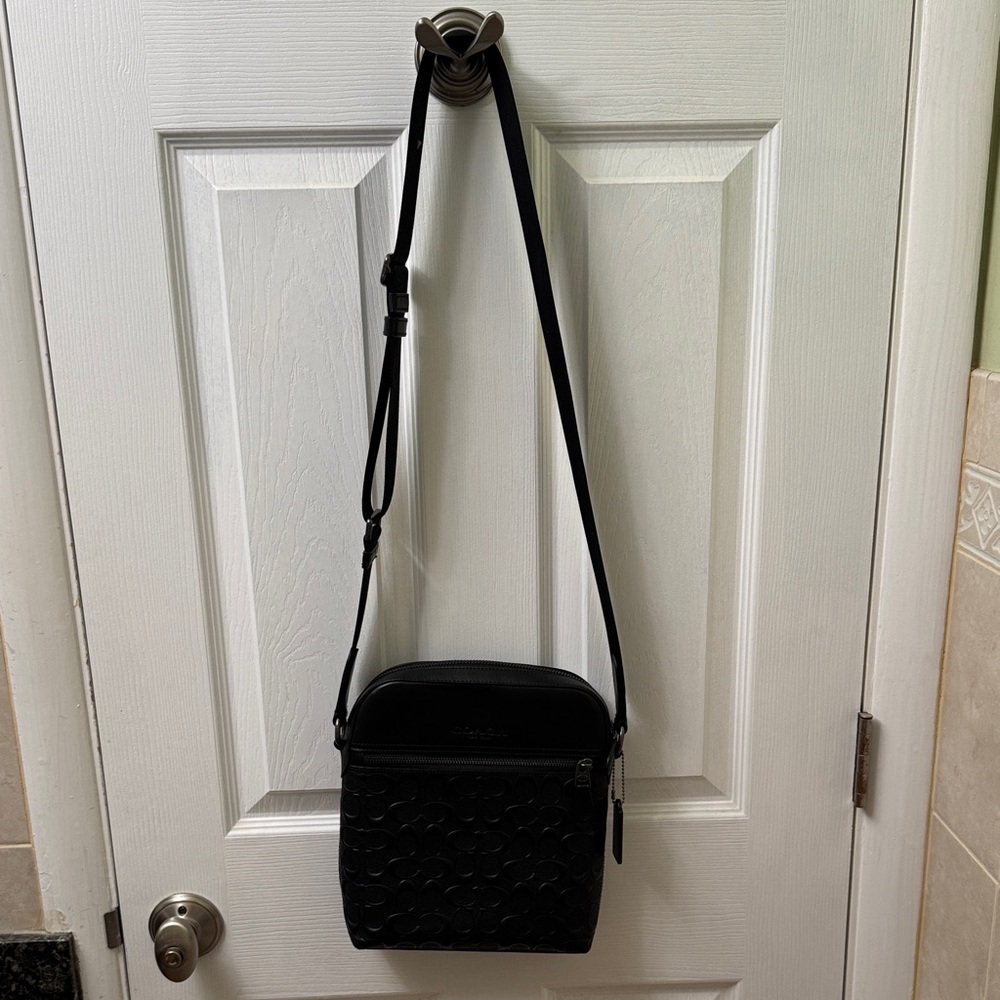 Coach Black Leather Signature Crossbody Messenger Bag
